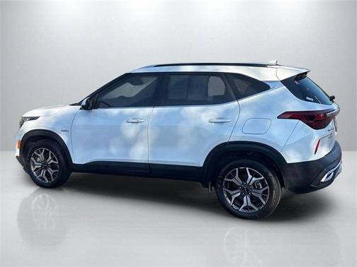2023 Kia Seltos EX