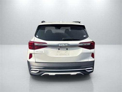 2023 Kia Seltos EX