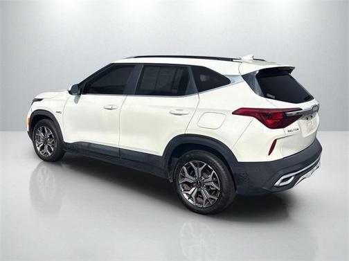 2023 Kia Seltos EX