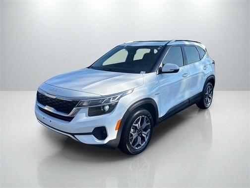 2023 Kia Seltos EX