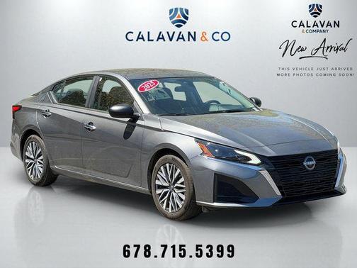 Gun Metallic 2025 Nissan Altima SV