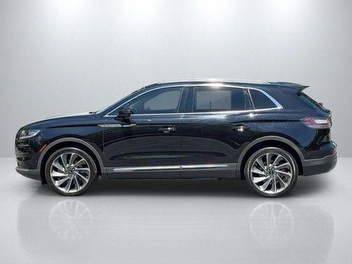 Black Metallic 2022 Lincoln Nautilus Reserve