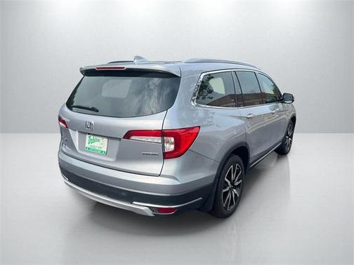 2020 Honda Pilot Touring 8-Passenger