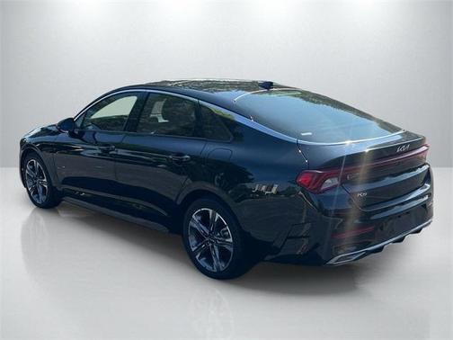 2022 Kia K5 EX