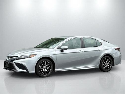 2023 Toyota Camry SE Nightshade