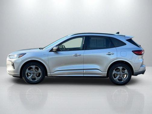 Iconic Silver Metallic 2024 Ford Escape ST-Line