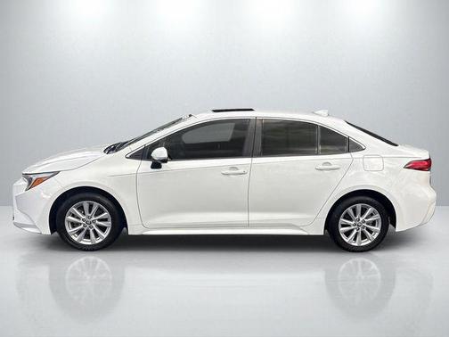 2023 Toyota Corolla Hybrid LE