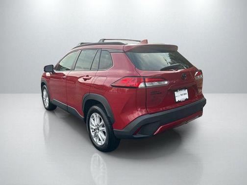 2022 Toyota Corolla Cross LE