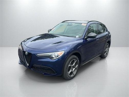 2021 Alfa Romeo Stelvio Base