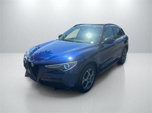2021 Alfa Romeo Stelvio Base