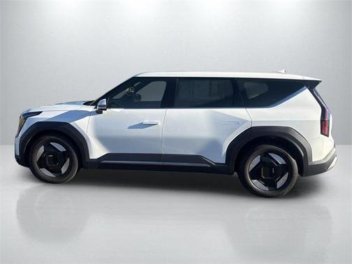 2024 Kia EV9 Light Long Range