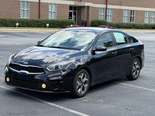 Aurora Black Pearl 2021 Kia Forte LXS