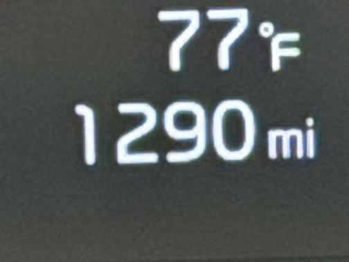 Snow White Pearl 2025 Kia Soul GT-Line 2.0L