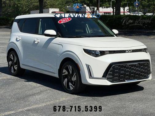 Snow White Pearl 2025 Kia Soul GT-Line 2.0L