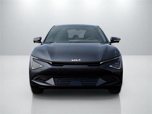 2025 Kia EV6 Wind