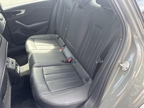 2023 Audi A4 45 S line Premium Plus