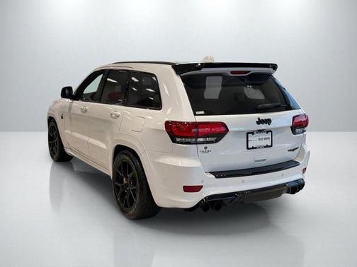 Ivory 2018 Jeep Grand Cherokee Trackhawk