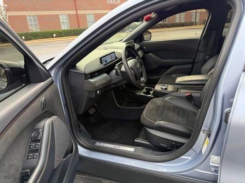 2022 Ford Mustang Mach-E GT