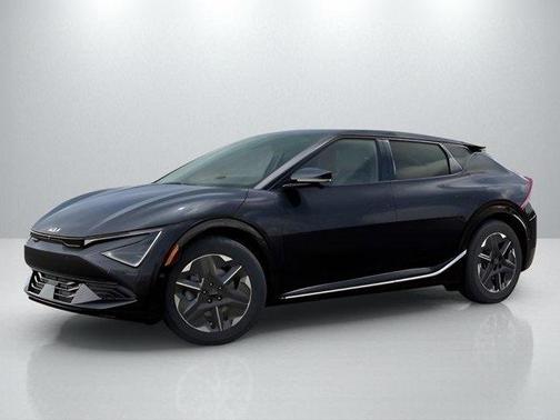 2025 Kia EV6 Light Long Range