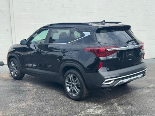 2023 Kia Seltos S
