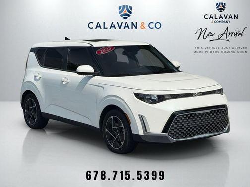 Snow White Pearl 2023 Kia Soul EX
