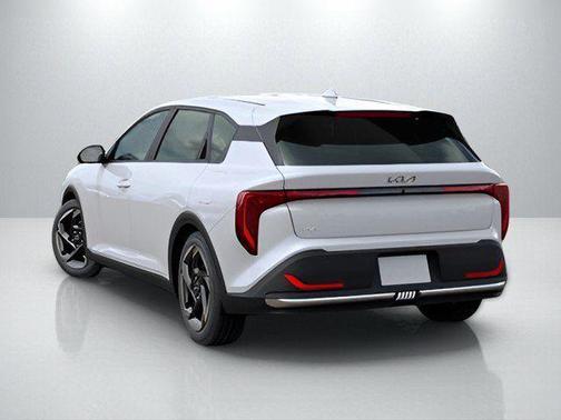 Snow White Pearl 2026 Kia K4 EX