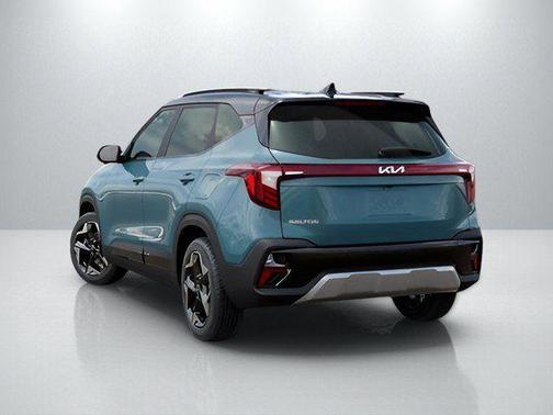 Blue / Black 2026 Kia Seltos S