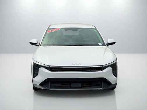 Snow White Pearl 2025 Kia K4 EX