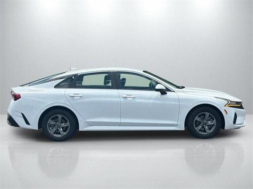 2024 Kia K5 LXS