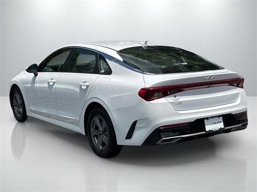 2024 Kia K5 LXS