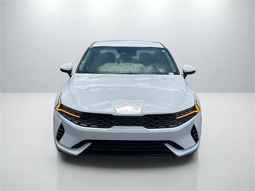 2024 Kia K5 LXS