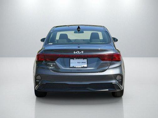 Gravity Gray 2024 Kia Forte LXS