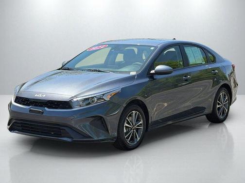 Gravity Gray 2024 Kia Forte LXS