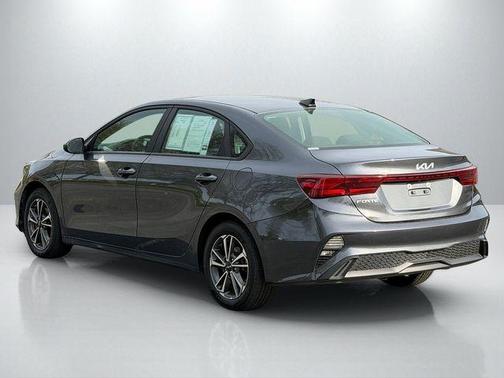 Gravity Gray 2024 Kia Forte LXS