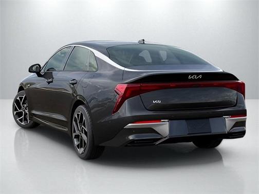 2025 Kia K5 EX