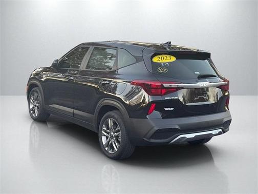2023 Kia Seltos LX