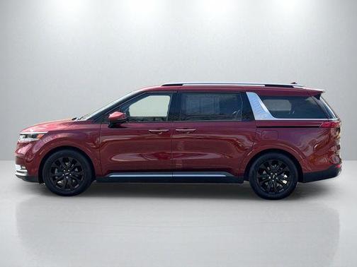 2024 Kia Carnival SX