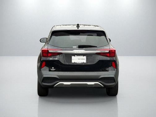 2023 Kia Seltos LX