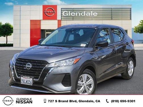 Gun Metallic 2025 Nissan Kicks Play S