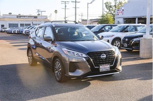 2024 Nissan Kicks SV