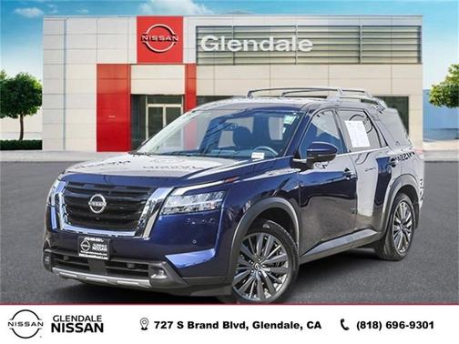 2022 Nissan Pathfinder SL