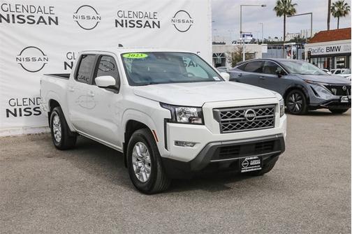 2023 Nissan Frontier SV