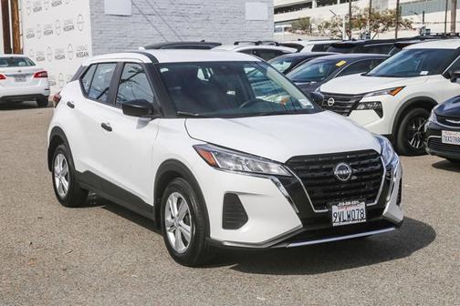 Fresh Powder 2025 Nissan Kicks Play S