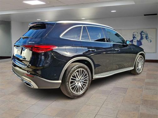 2024 Mercedes-Benz GLC 300 4MATIC