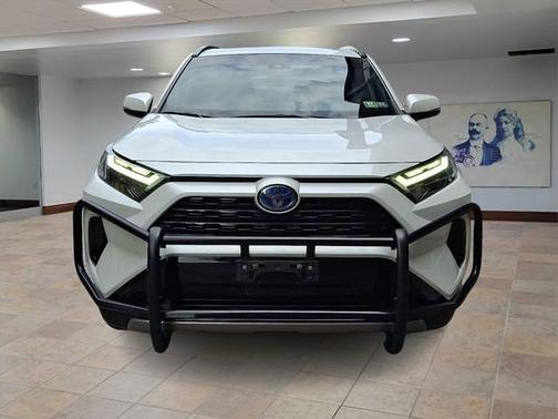 2023 Toyota RAV4 Hybrid SE