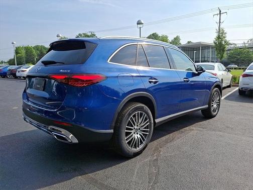 2025 Mercedes-Benz GLC 300 4MATIC