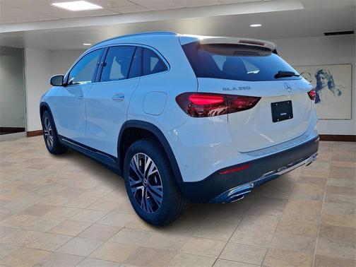 2025 Mercedes-Benz GLA 250 4MATIC