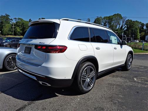 2026 Mercedes-Benz GLS 450 4MATIC