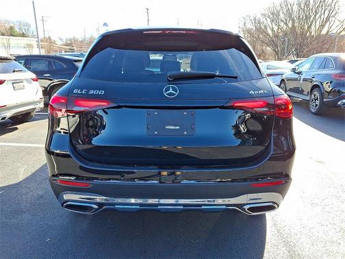 2026 Mercedes-Benz GLC 300 4MATIC