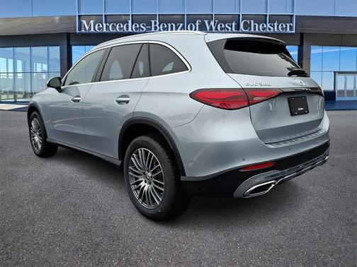 2026 Mercedes-Benz GLC 300 4MATIC